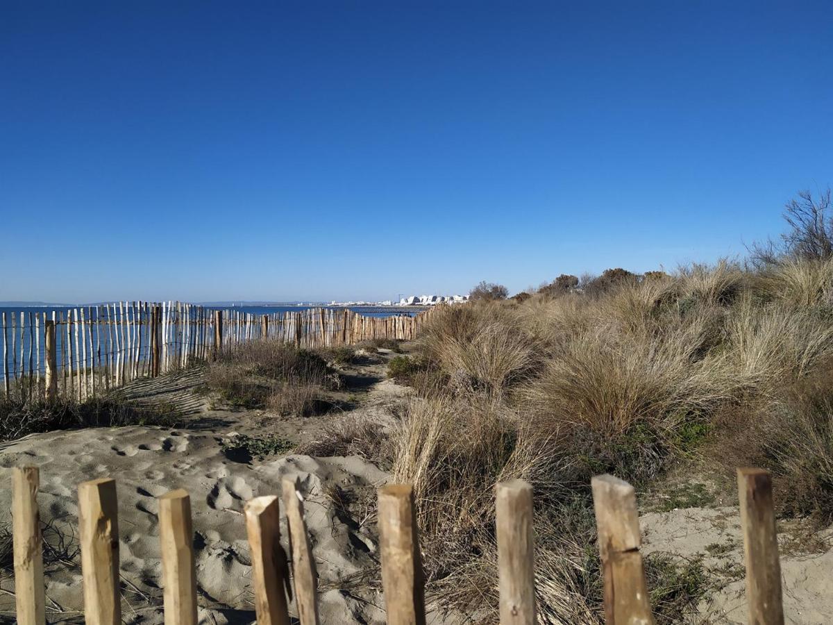 Studio climatisé 1 à 4 personnes vue mer Le Grau-du-Roi Exterior foto